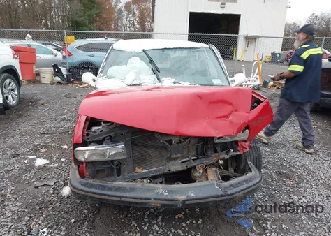 2000 Chevrolet S-10 from USA, damaged, VIN 1GCCS1452YK290678